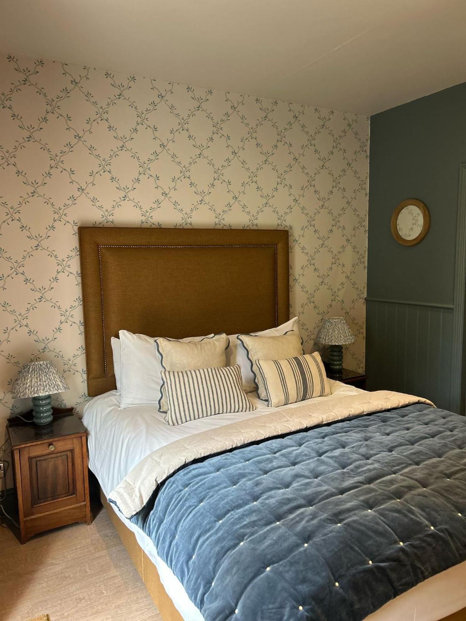 Ravenwood Hall Hotel Bury St. Edmunds Esterno foto