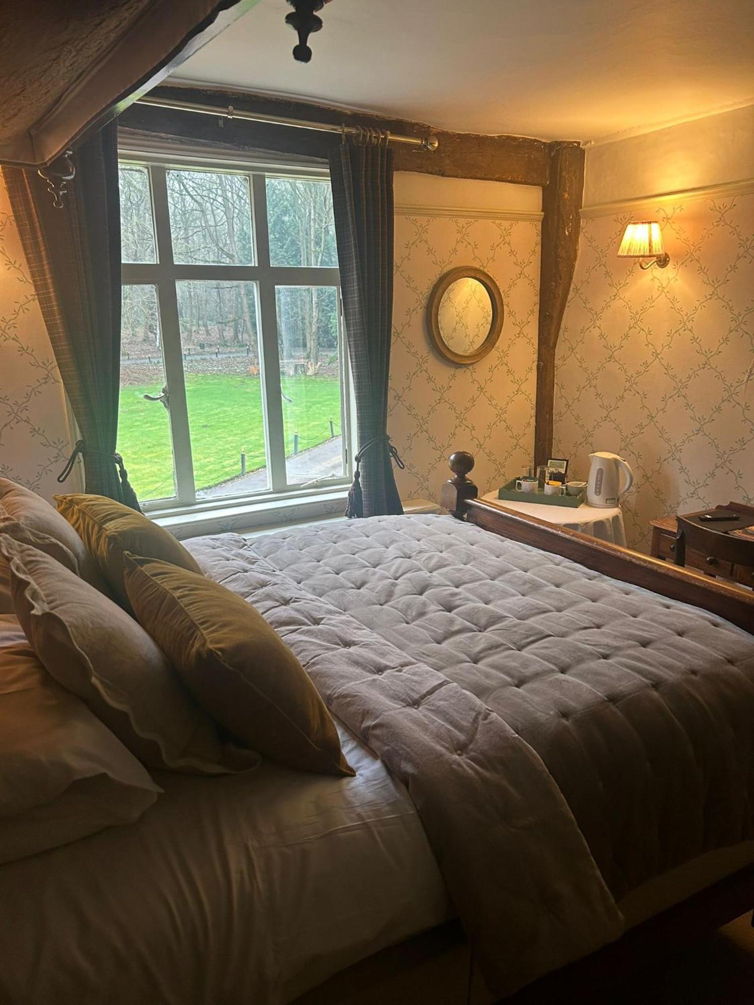 Ravenwood Hall Hotel Bury St. Edmunds Esterno foto