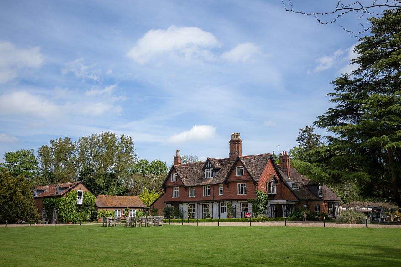 Ravenwood Hall Hotel Bury St. Edmunds Esterno foto