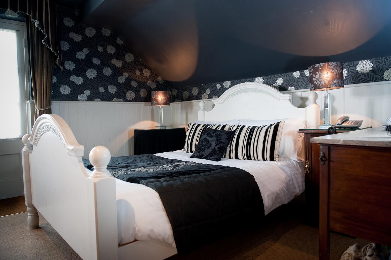 Ravenwood Hall Hotel Bury St. Edmunds Esterno foto